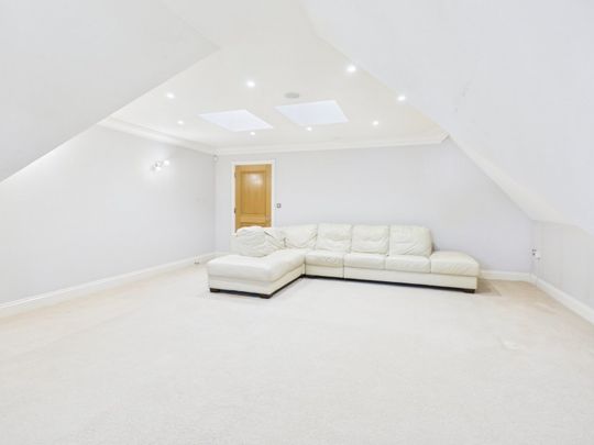 Grosvenor Court, 103 Packhorse Road, Gerrards Cross,SL9 - Photo 1