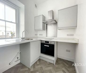 1 bedroom ground floor flat to rent - Photo 4