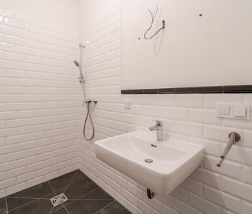 Barrierefreie Gartenwohnung mit Terrasse und Tiefgaragenparkplatz - Foto 5