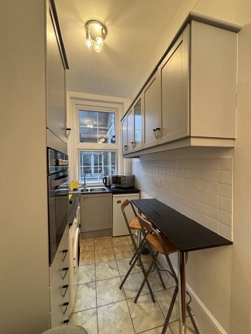 2 Bed Flat, Rossmore Road, NW1 - Photo 5