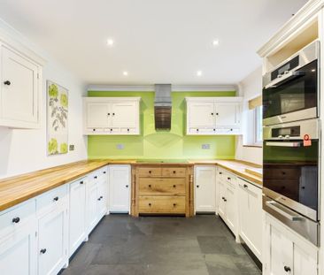 5 bedroom detached house to rent - Photo 4