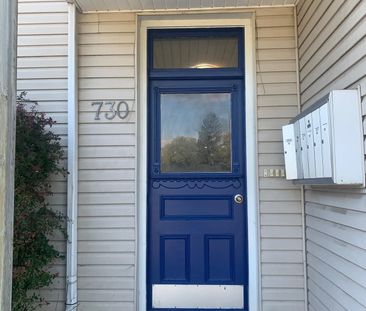 For Lease - 730 Simcoe Street Unit# 6, Oshawa, Ontario - Photo 1