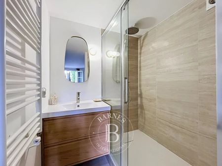 Tout savoir sur cette maison à Marnes-la-Coquette - Photo 4