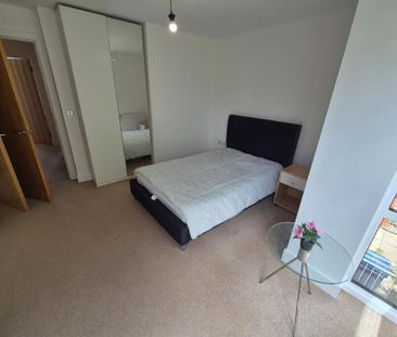 3 bedroom terraced house to rent - Photo 4