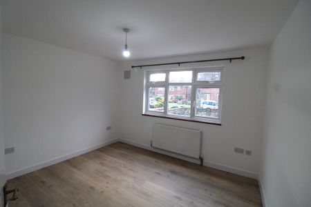 2 bedroom maisonette to rent - Photo 3