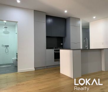 Near New Modern Designed Two Bedroom in the Heart of Epping - Photo 4