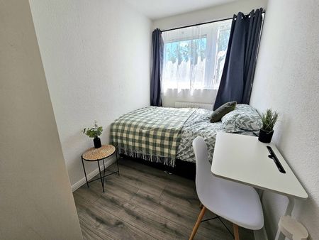Room in a Shared Flat, Dowler House, E1 - Photo 4
