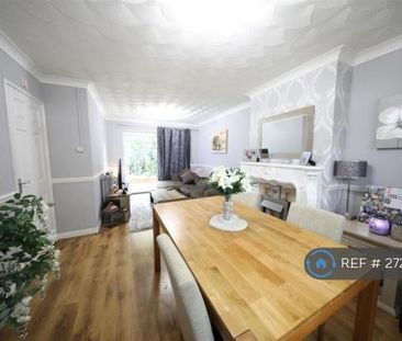 3 bedroom terraced house to rent - Photo 5
