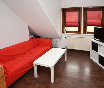Isernhagen H.B.: Gemütliche 1,5-Zimmer-Dachgeschosswohnung! - Foto 1