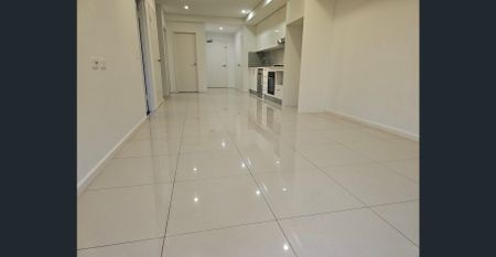 NEAR NEW WITH LARGE COURTYARD!! - Photo 3