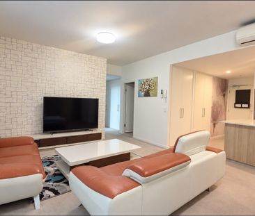 Oversized Courtyard in the Heart of Hurstville - Photo 2