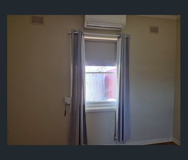 Large Corner Block Maisonette! - Photo 3