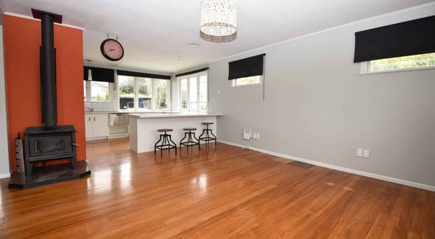 3 bedroom home - Photo 1