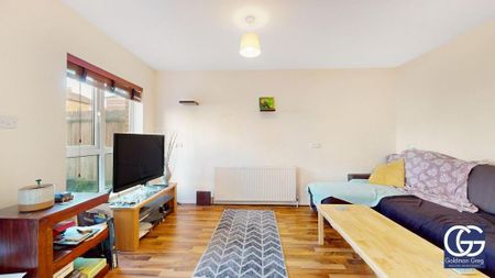 2 bedroom terraced house to rent - Photo 2