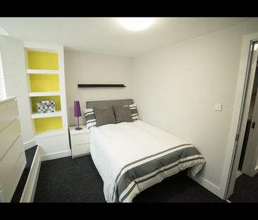 6 Bed Terraced House, Empress Road, L7 - Photo 5