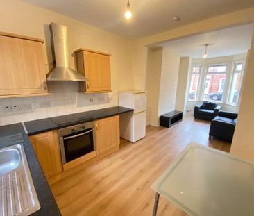 106 My Lady`s Road, Ravenhill, Belfast, BT6 8FB - Photo 5