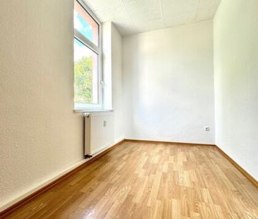 Ruhig gelegene Wohnung mit Garten & Garage in Hartmannsdorf bei Che... - Photo 4