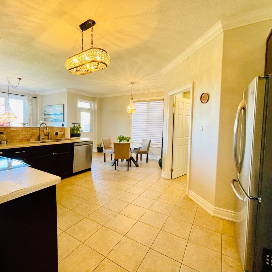 For Lease - 996 Booth Avenue Unit# (Upper), Innisfil, Ontario - Photo 1