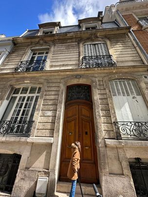 Appartement à louer - REIMS- HYPER CENTRE- - Photo 1