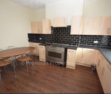 6 Bedroom Student Properties in Hyde Park - Photo 6