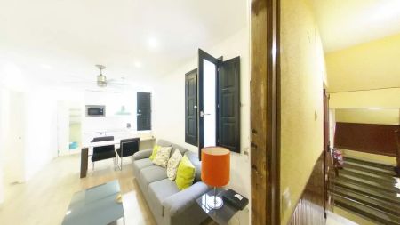 Piso de alquiler en Calle del Ángel, Palacio - Photo 4