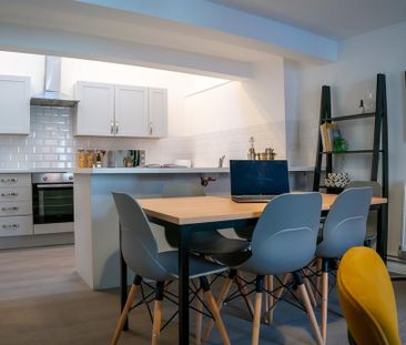 6 bedroom house to rent - Photo 1