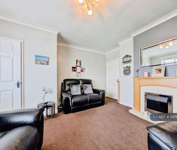 3 bedroom terraced house to rent - Photo 2