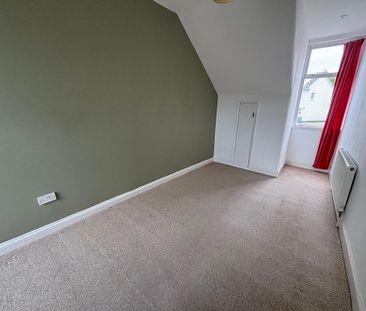 2 bedroom maisonette to rent - Photo 2