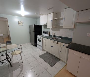 For Lease - 14 Thornway Avenue, Vaughan, Ontario - Photo 1