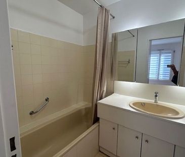 Appartement à louer 2 pièces • 44,27 m2 Clamart - Photo 4