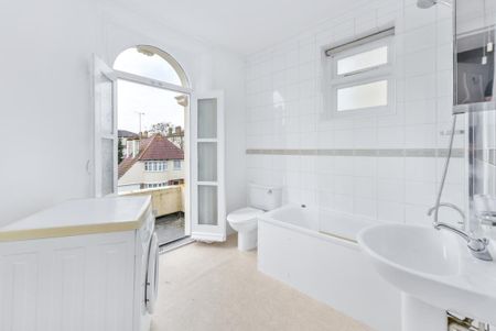 Grove Road, Surbiton KT6 - Photo 5