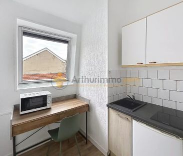 Location Studio 1 pièces 9 m2 à Reims - Photo 6