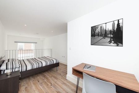 1 Bedroom Flat - Photo 3