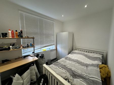 6 bedroom house share to rent - Photo 3