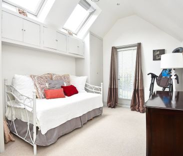 Hollins Mews, Harrogate, HG1 2HJ - Photo 3