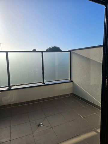 Airport West - Photo 3