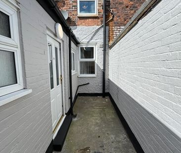 2 Bed Terraced House, Bala Street, L4 - Photo 1