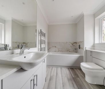 5 bedroom detached house to rent - Photo 1