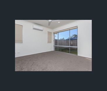 Spacious & Modern Living Home in Sought After Mango Hill! - Photo 1
