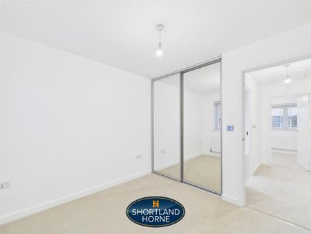 2 bedroom semi-detached house to rent - Photo 3