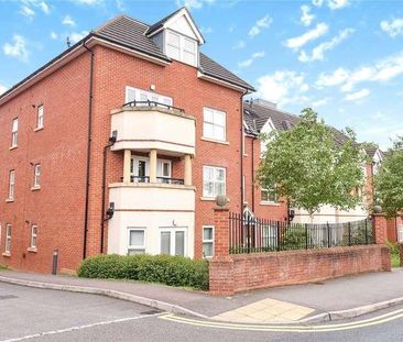 Merrion Court, Pembroke Road, Ruislip, Middlesex, HA4 - Photo 4