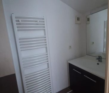 Location Appartement 1 pièce 20m² BOURG EN BRESSE 01000 - Photo 4