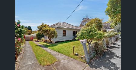 Classic charm in Brunswick East - Photo 4