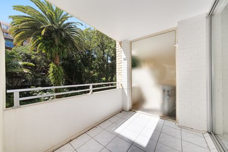 11/41-47 Ocean Street North, Bondi NSW 2026 - Apartment For Rent | Domain - Photo 4