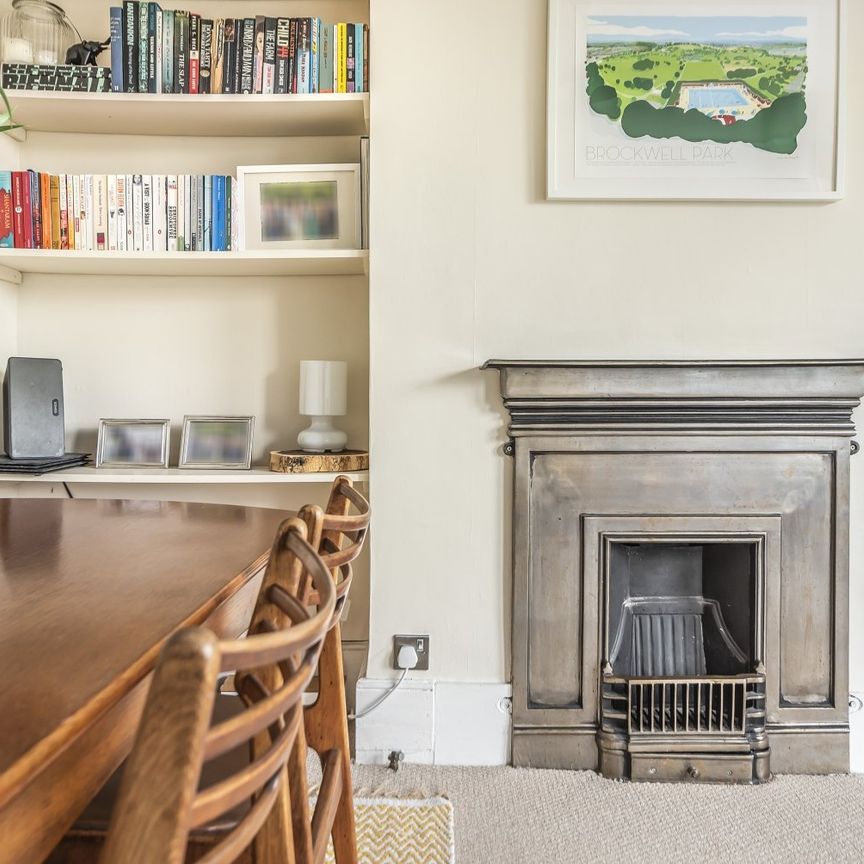 Flat to rent - Verdant Lane, London, SE6 - Photo 1