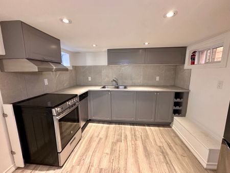 For Lease - 33 Harris Avenue, Toronto, Ontario - Photo 3