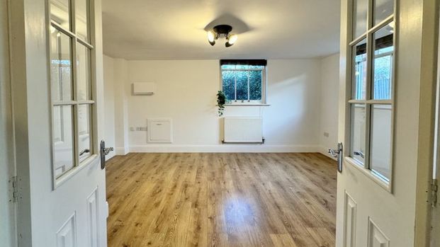 North Street, Digby, Lincoln - Photo 1