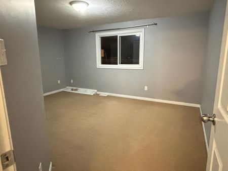 For Lease - 50 Howe Drive Unit# 12A, Kitchener, Ontario - Photo 3