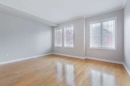 For Lease - 3071 Treadwells Drive Unit# 3, Mississauga, Ontario - Photo 3