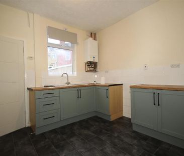2 bedroom terraced house to rent - Photo 2
